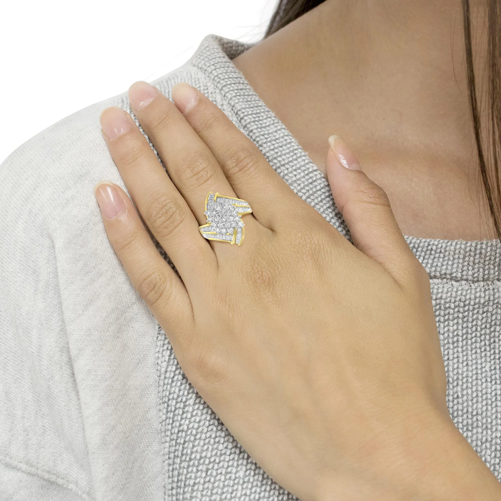 10K Yellow Gold Round and Baguette Diamond Swirl Ring (2.0 Cttw, J-K Color, I2 Clarity) - Size 7-1/4