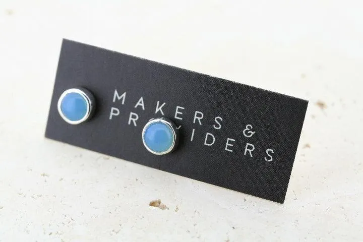 blue chalcedony stud - 6mm