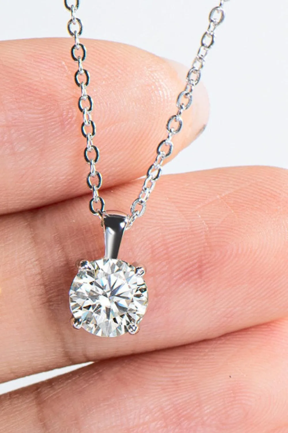 Classic 1 Carat Moissanite Gold / Platinum-Plated Necklace
