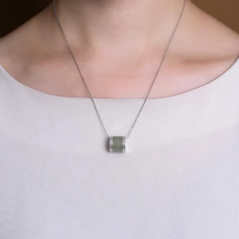 Classic Design Natural Hetian Jasper Cylinder Silver Pendant Ladies Necklace