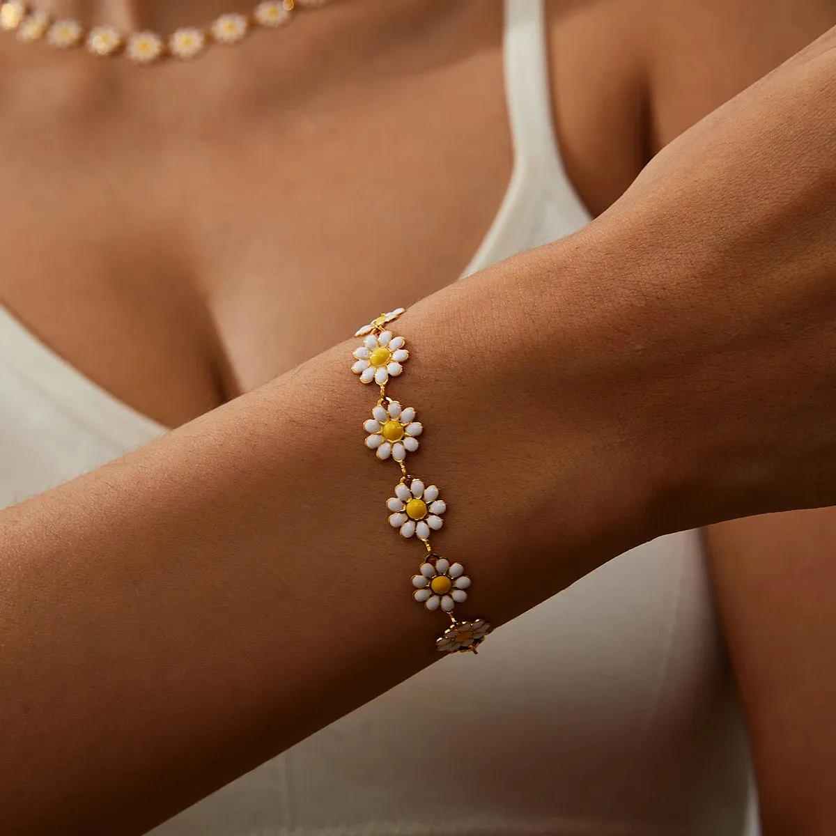Fashion Sweet Flower Daisy Bracelet for Women Girl Y2K Accessories Boho Colorful Beads Summer Jewelry