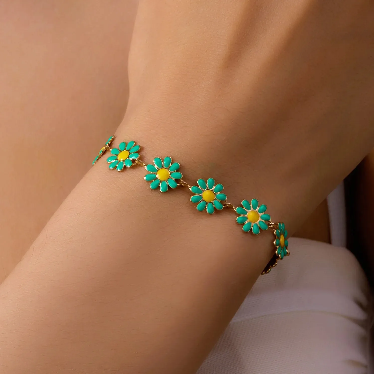 Fashion Sweet Flower Daisy Bracelet for Women Girl Y2K Accessories Boho Colorful Beads Summer Jewelry