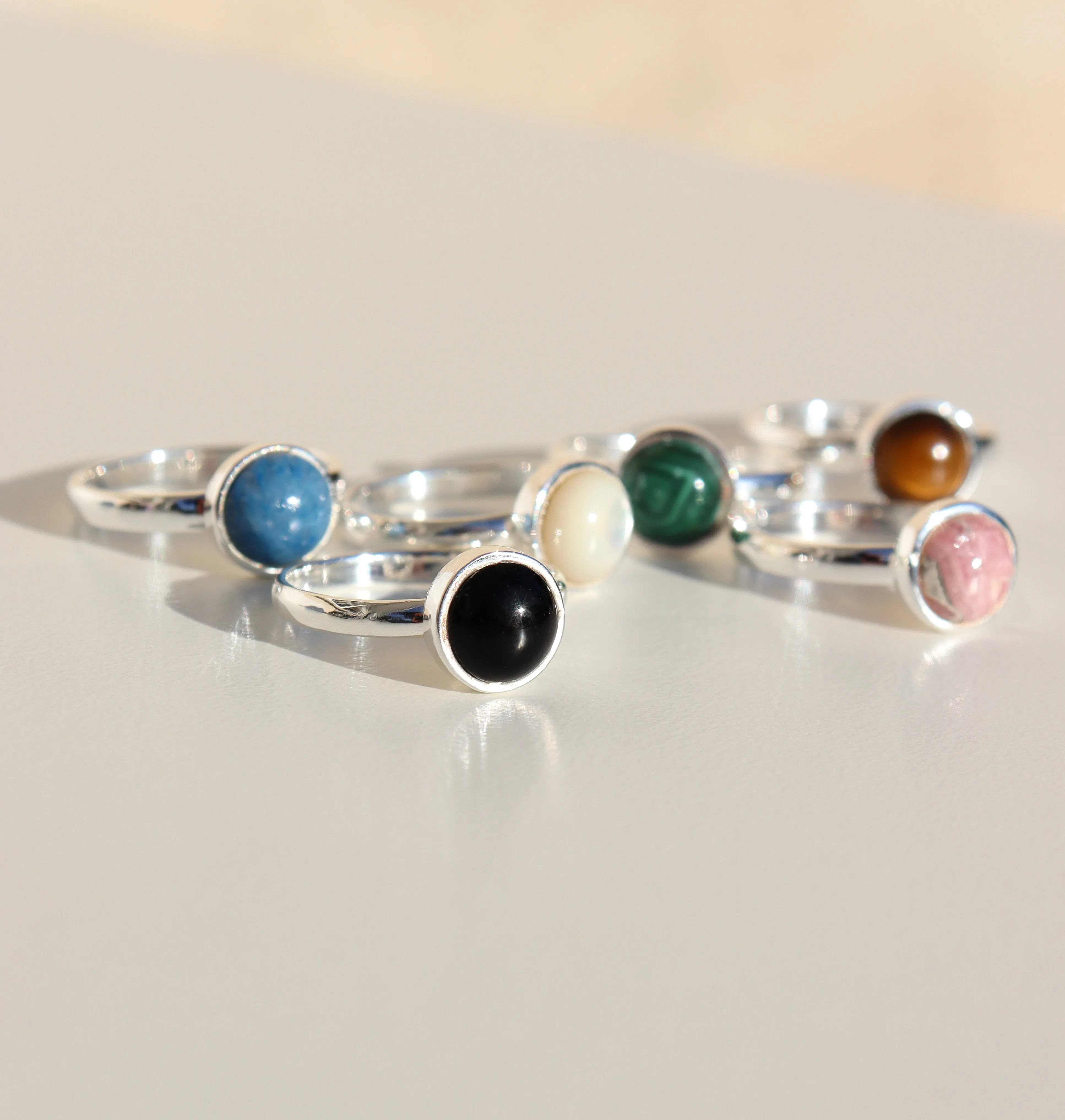 La Stèle Black Onyx Circle Ring