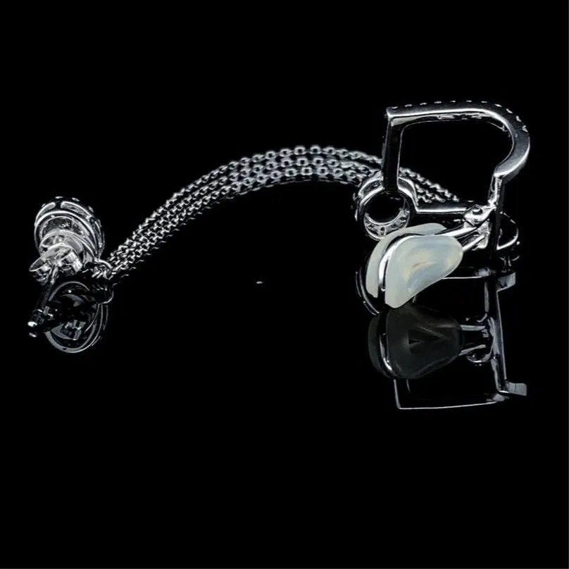 LVNA Signatures Ear Hugger Deco Earpiece Diamond Earrings 18kt