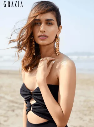 Manushi Chillar In OH Poppi Dewdrop Statement Earrings