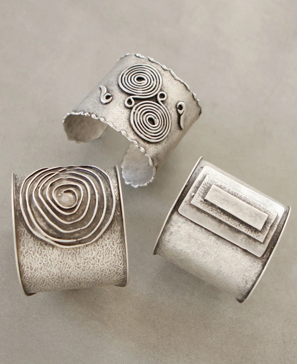 Modern Turkish Cuff Bracelet with Artistic Reliefs
