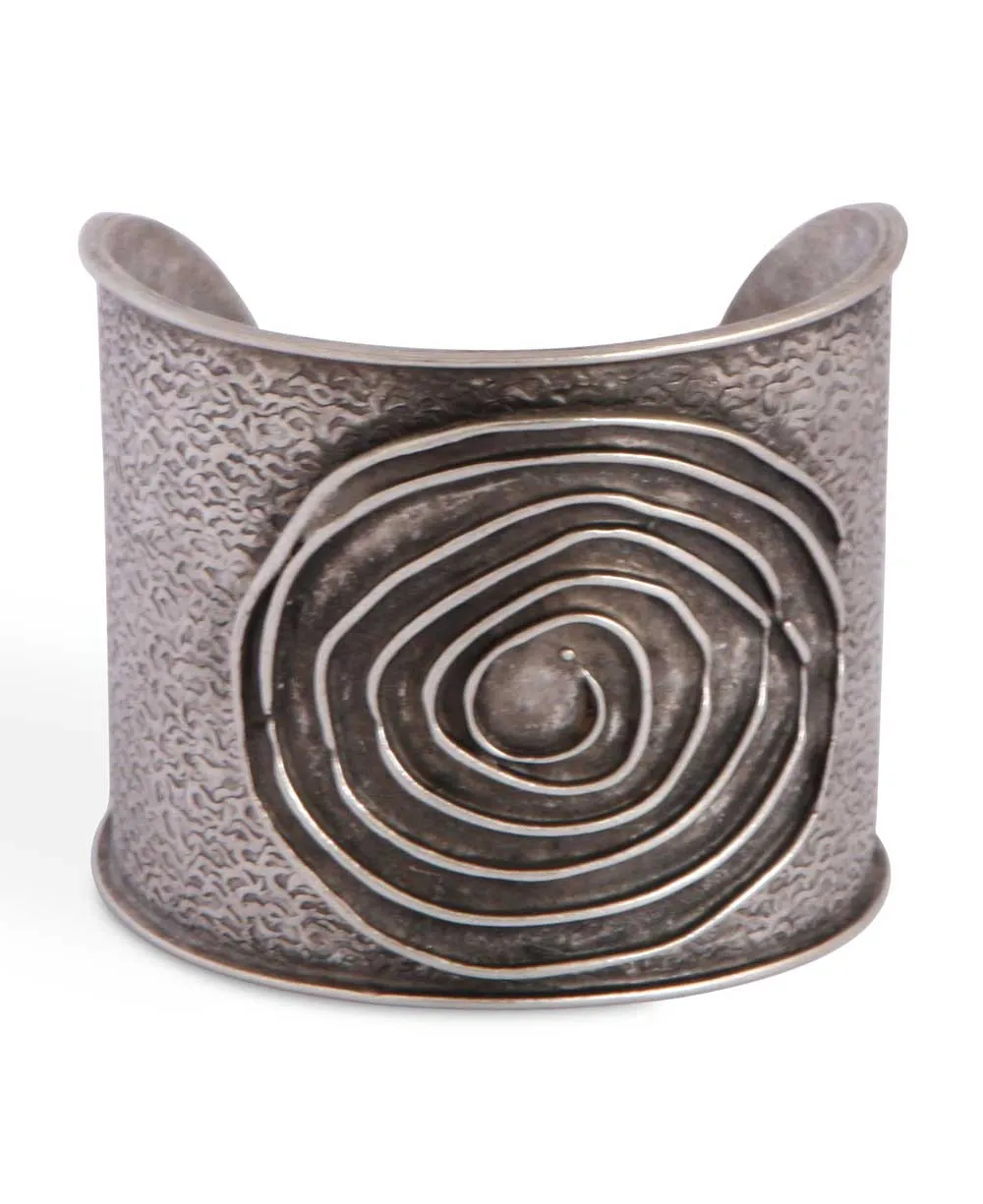 Modern Turkish Cuff Bracelet with Artistic Reliefs