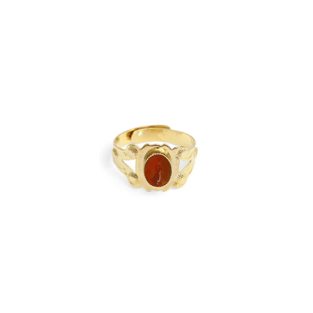 Nilai Thais Stone Cornaline Ring