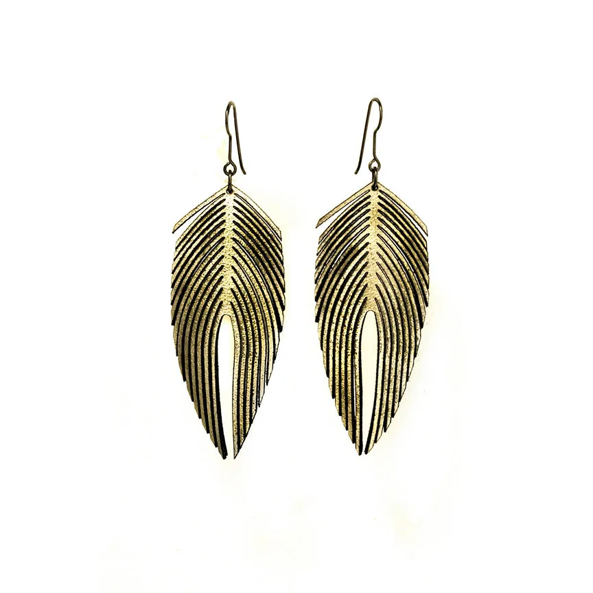OROPOPO Jewelry - Plumeria Earrings
