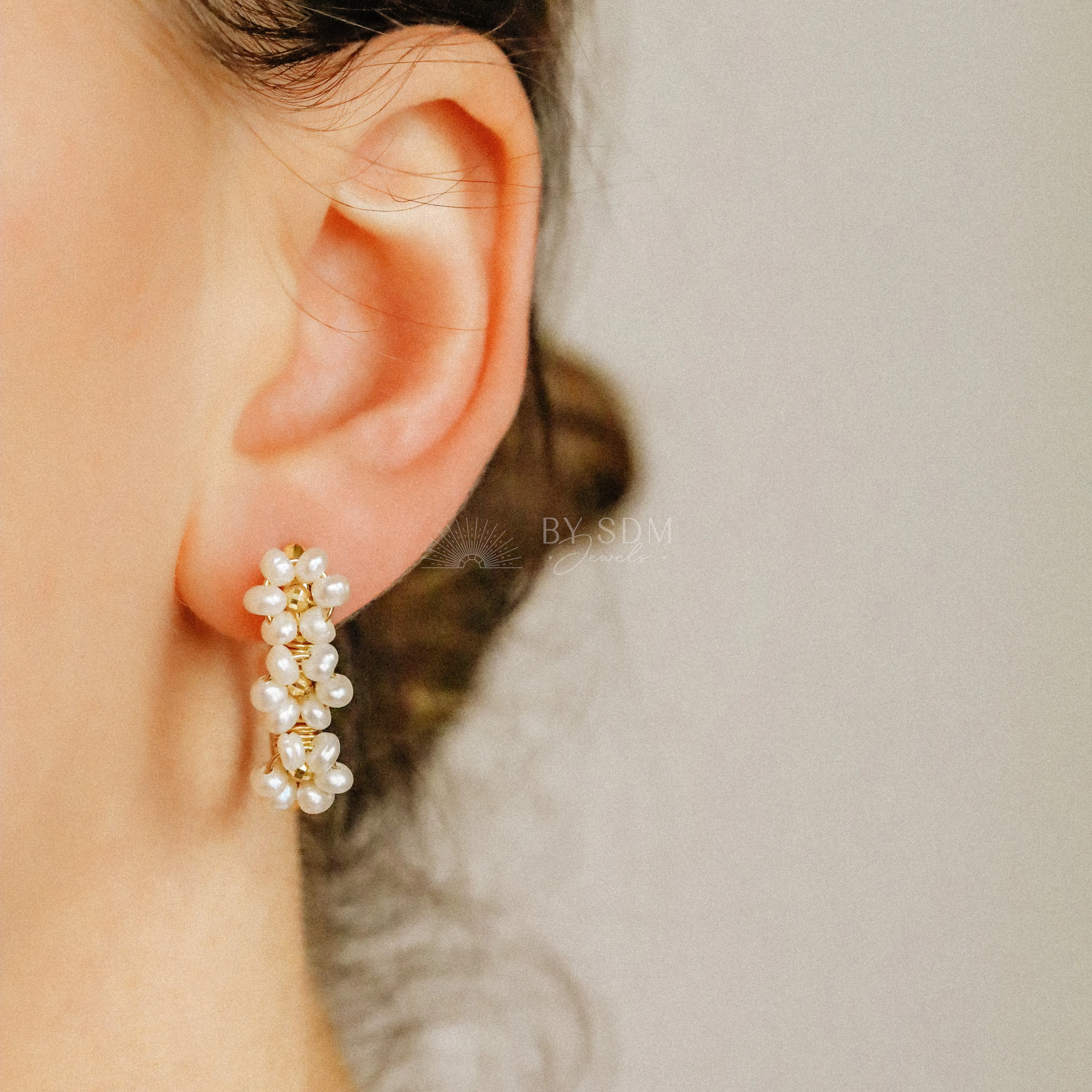 Oval Hoop Earrings with Real Pearl Flowers