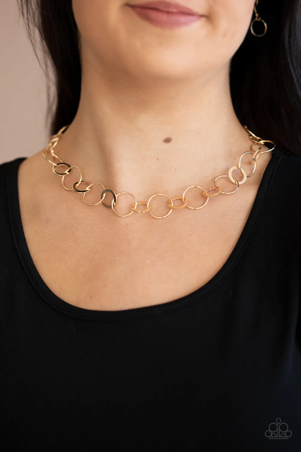 Paparazzi Revolutionary Radiance Gold Short Necklace - P2RE-GDXX-362XX