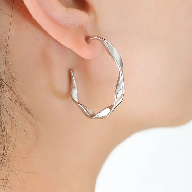Roman Designer C-Type Joker Earrings with 18K Gold Plating