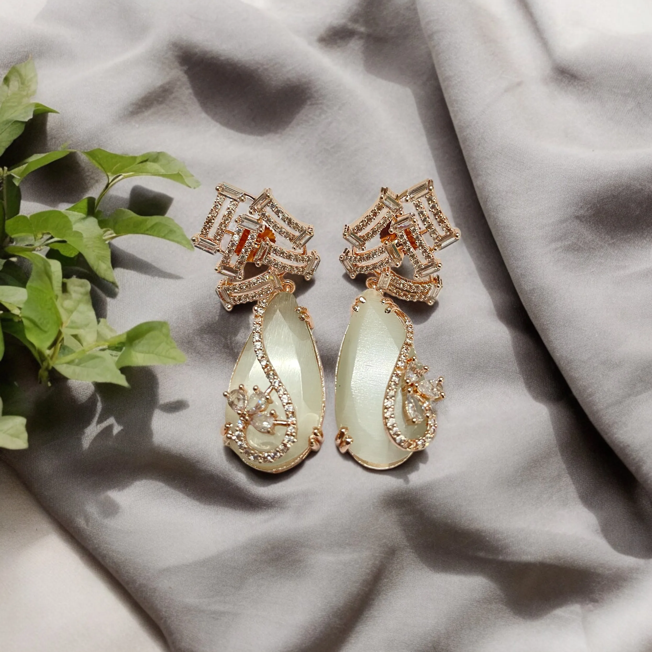 Roseate Tear Glamour Earrings
