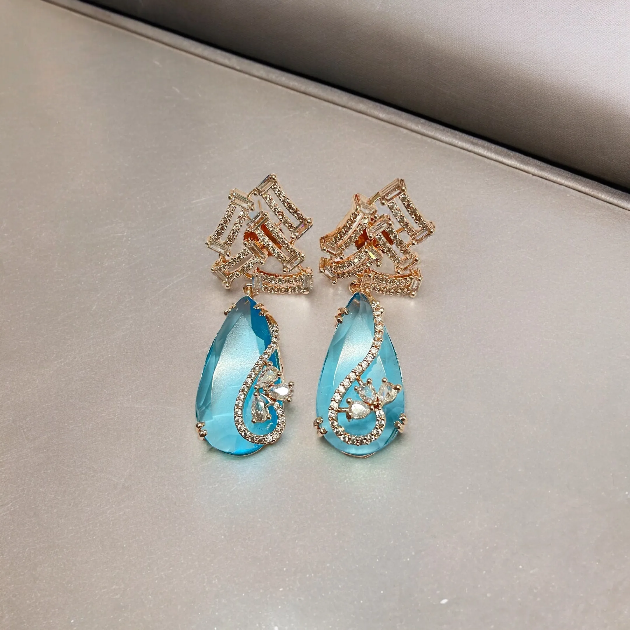 Roseate Tear Glamour Earrings