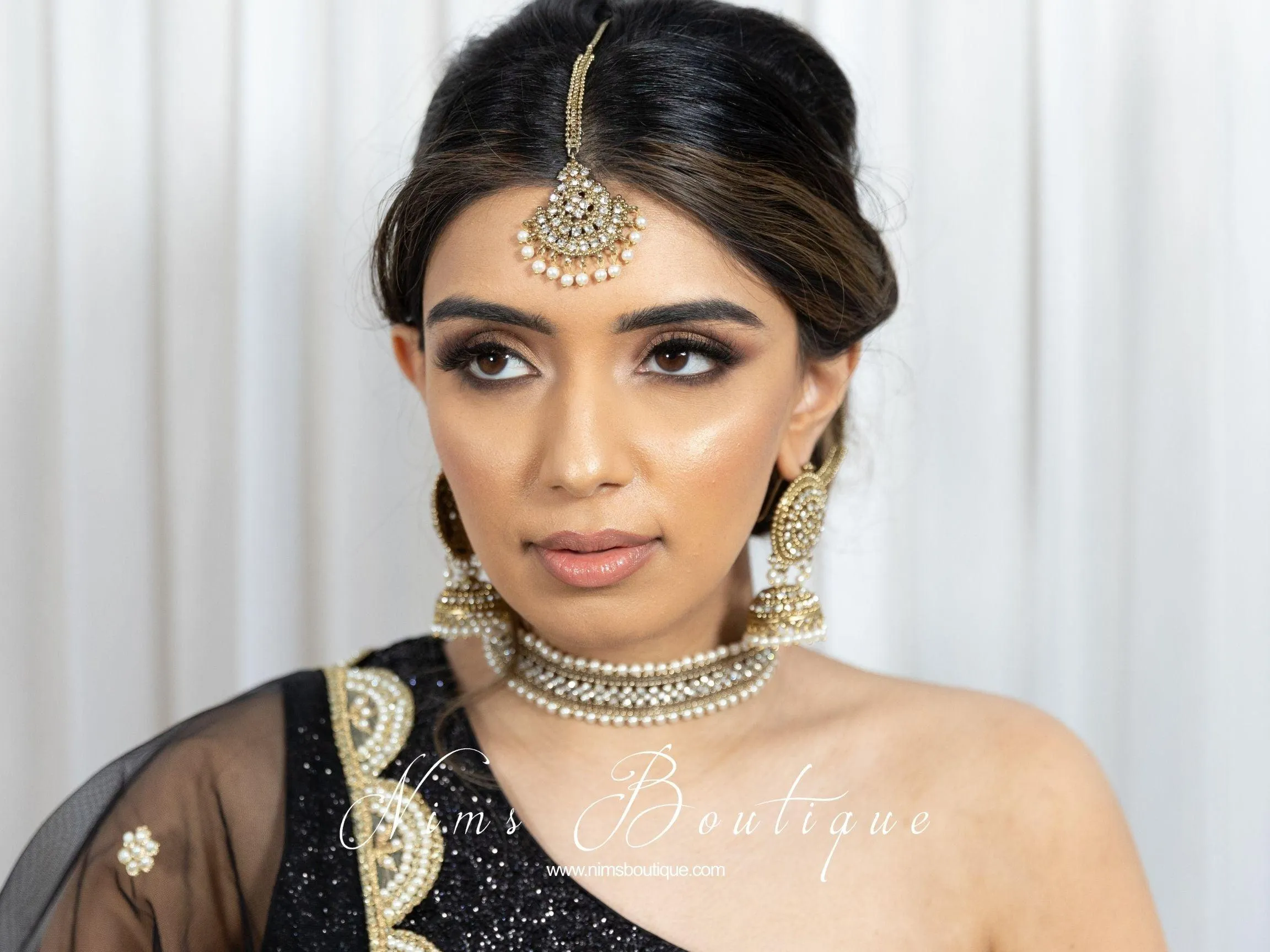 Royal Antique Gold & Pearl Chumke & Tikka Set (with earring chains)