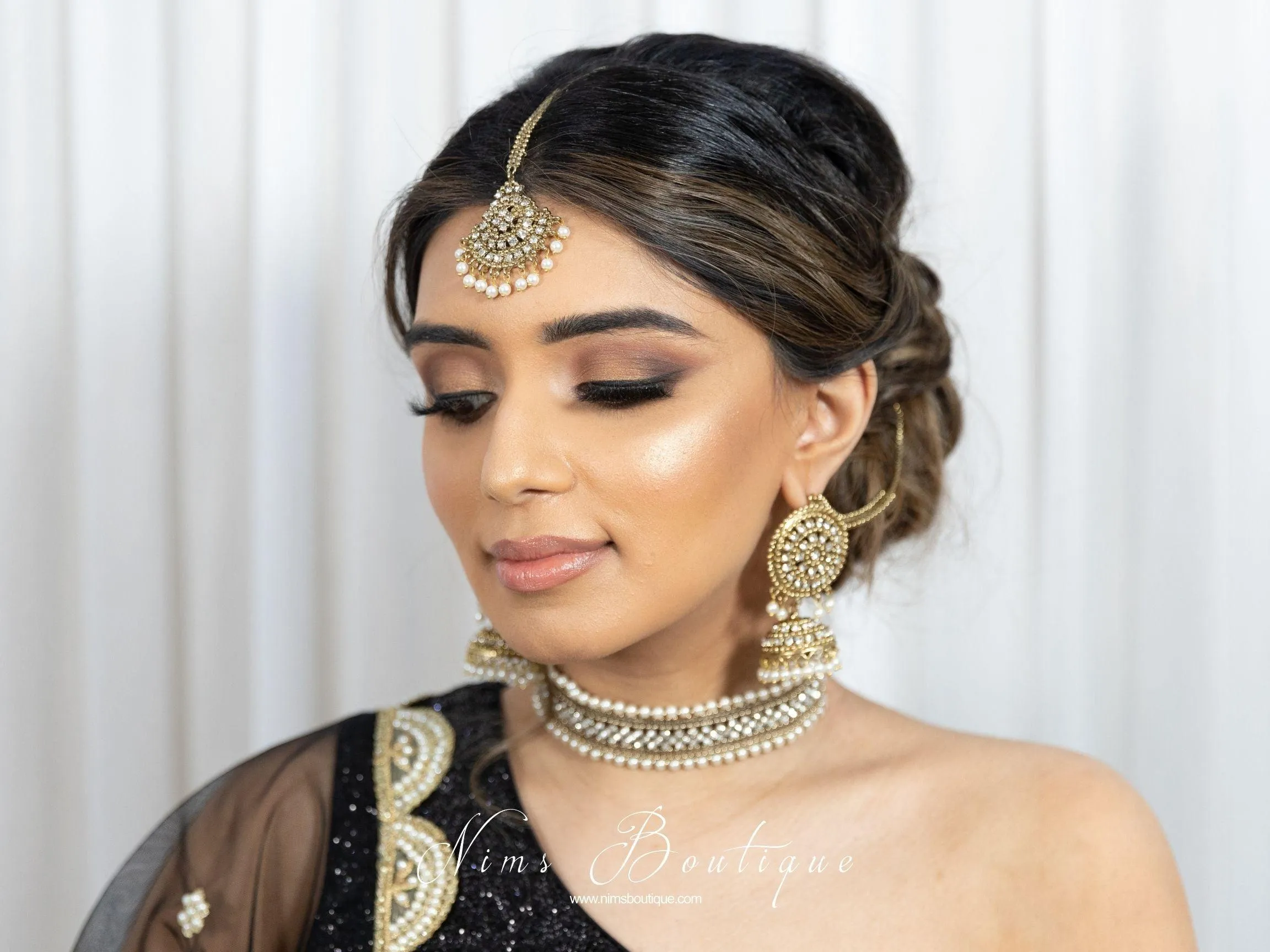 Royal Antique Gold & Pearl Chumke & Tikka Set (with earring chains)