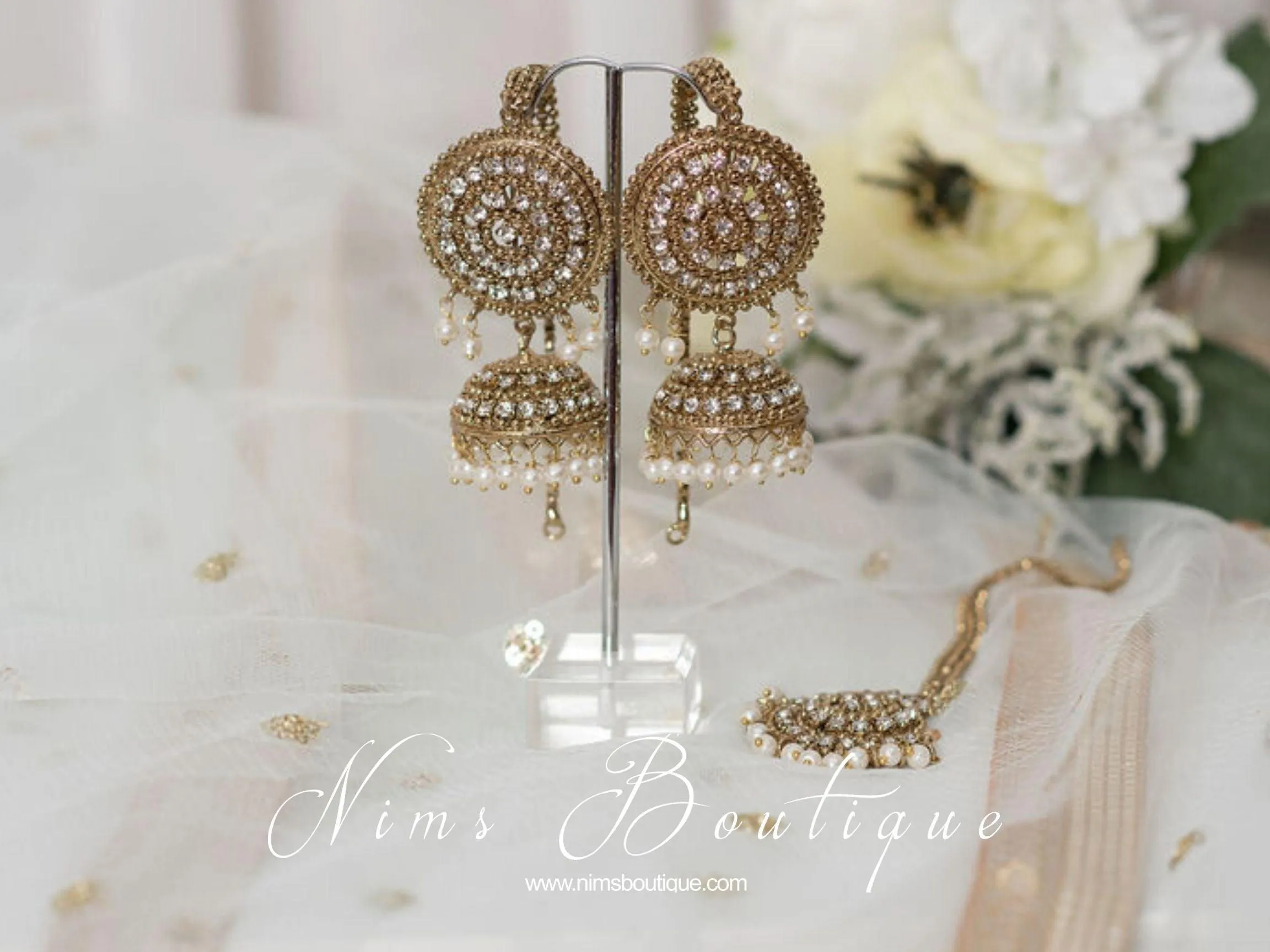 Royal Antique Gold & Pearl Chumke & Tikka Set (with earring chains)