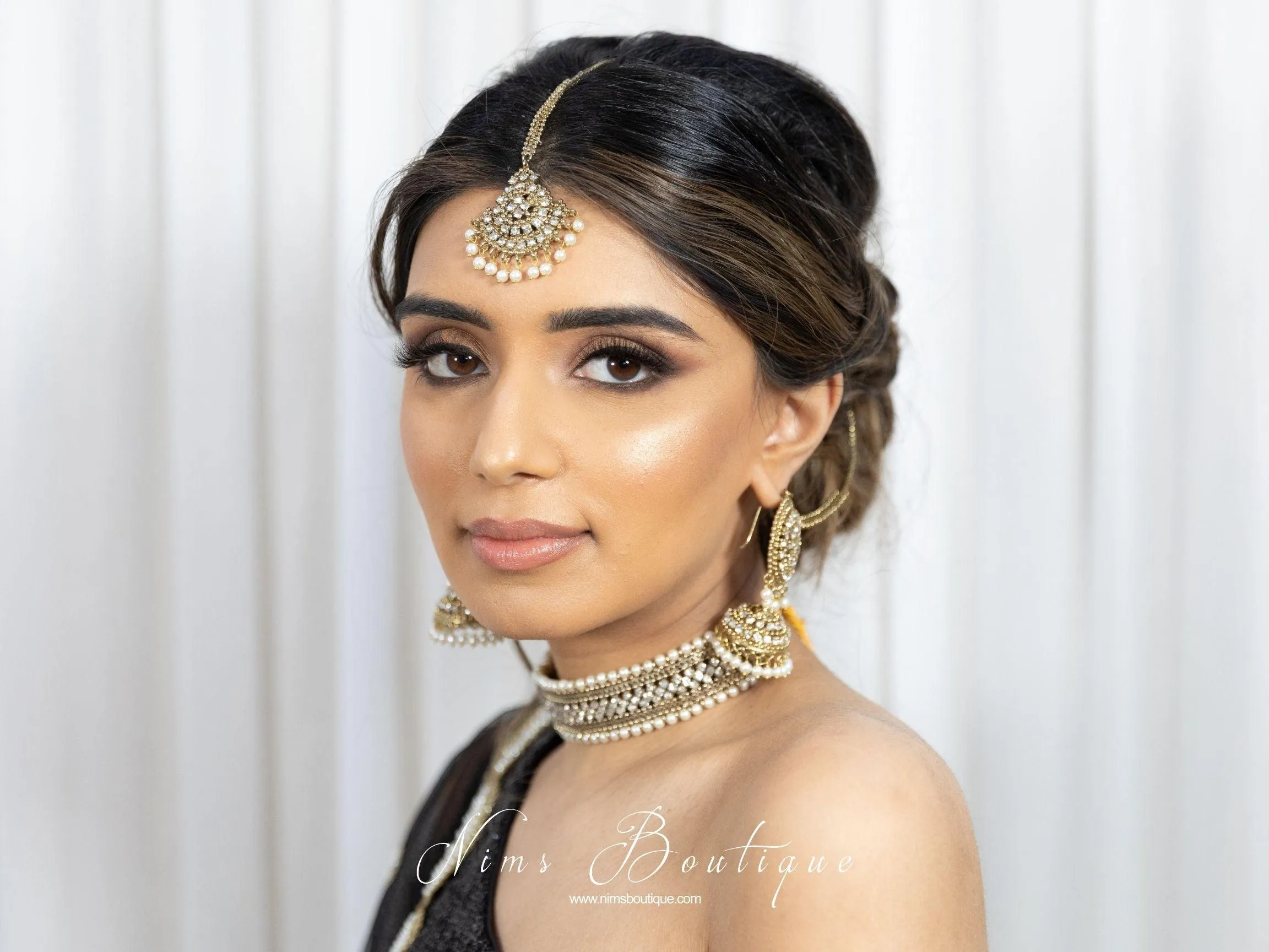 Royal Antique Gold & Pearl Chumke & Tikka Set (with earring chains)