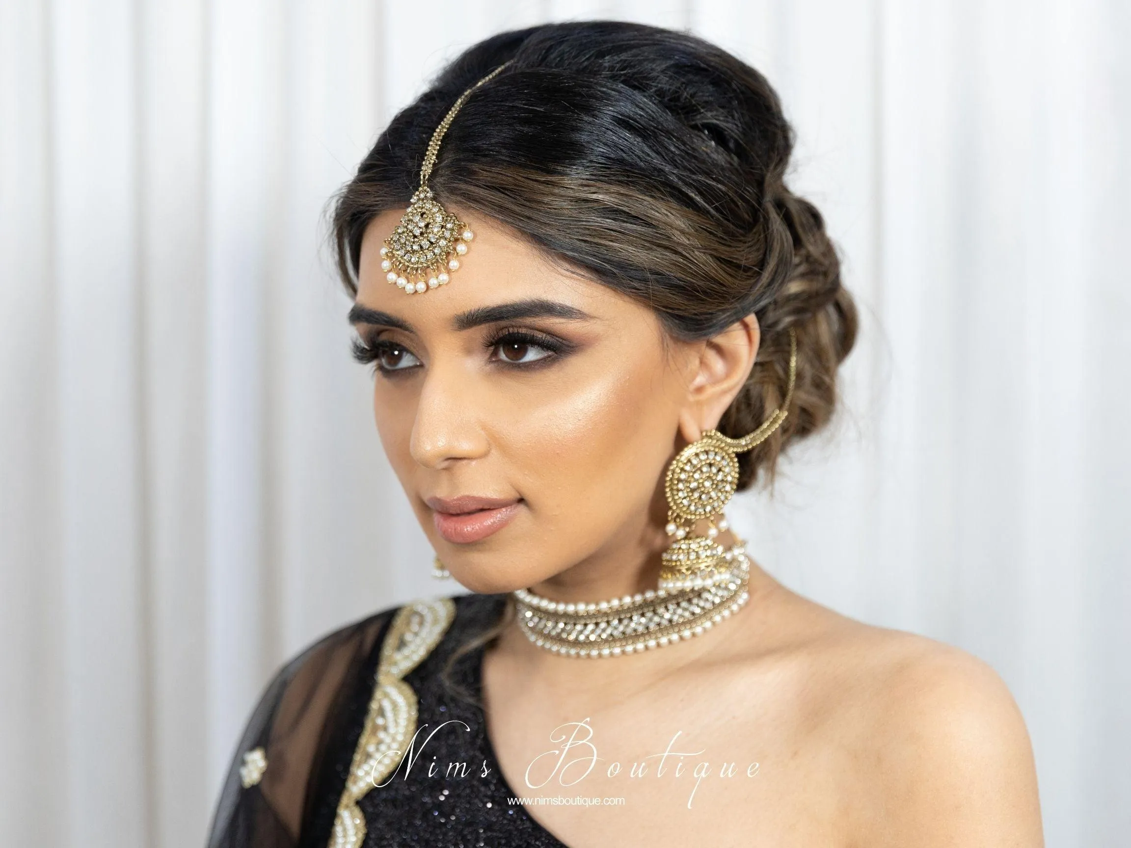 Royal Antique Gold & Pearl Chumke & Tikka Set (with earring chains)