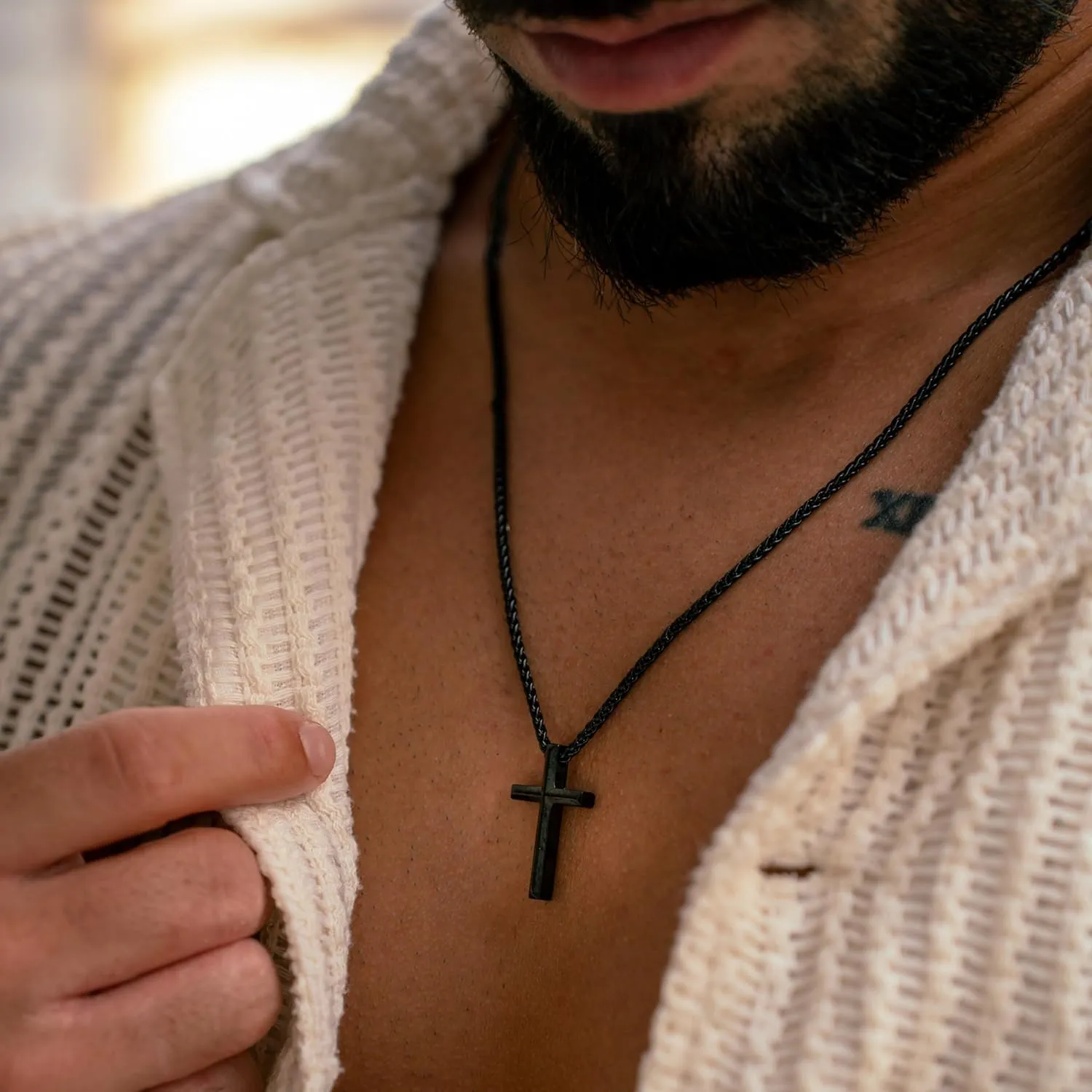 SERASAR Premium Necklace Men [Trust] | Stainless 316L Surgical Steel | Waterproof | Solid Chain | Secure Clasp | Three Colors | Jewelry Box Included