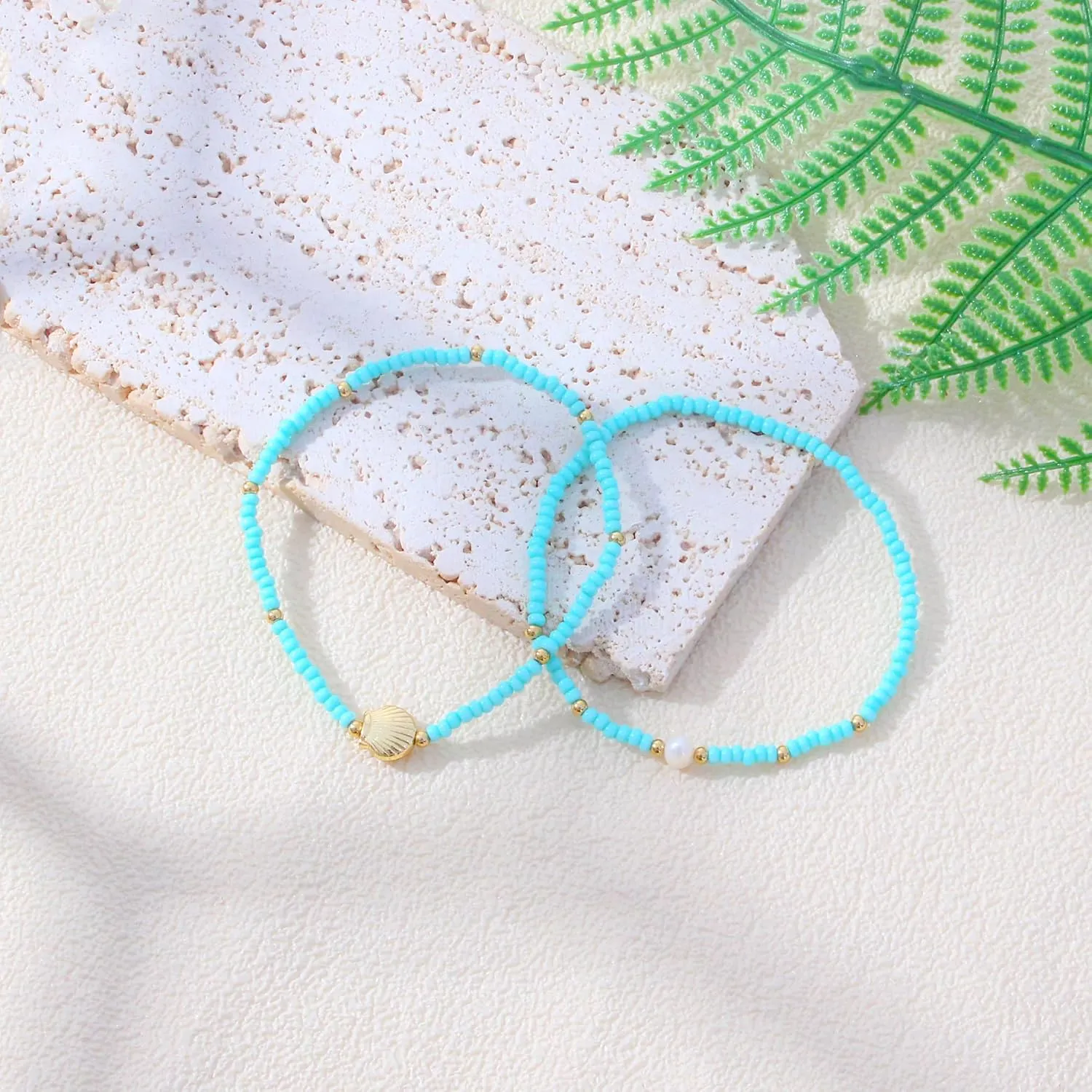 Summer Ankle Bracelets for Women Beach Charm Anklets for Womens Colorful Stone Marine Element Elastic Handmade Gold Beads Anklet Sets
