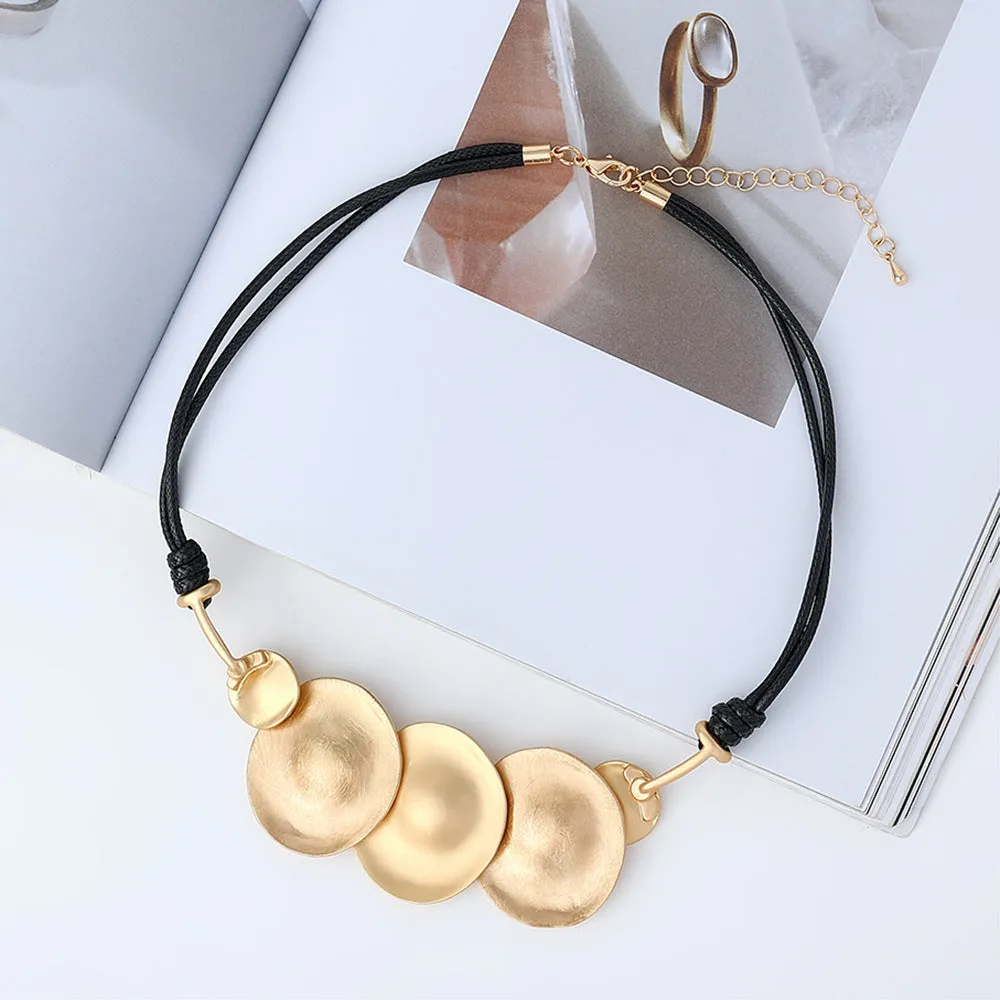 Trendy Multi Circles Pendant Chokers Leather Necklace for Women - Design Jewelry 60cm